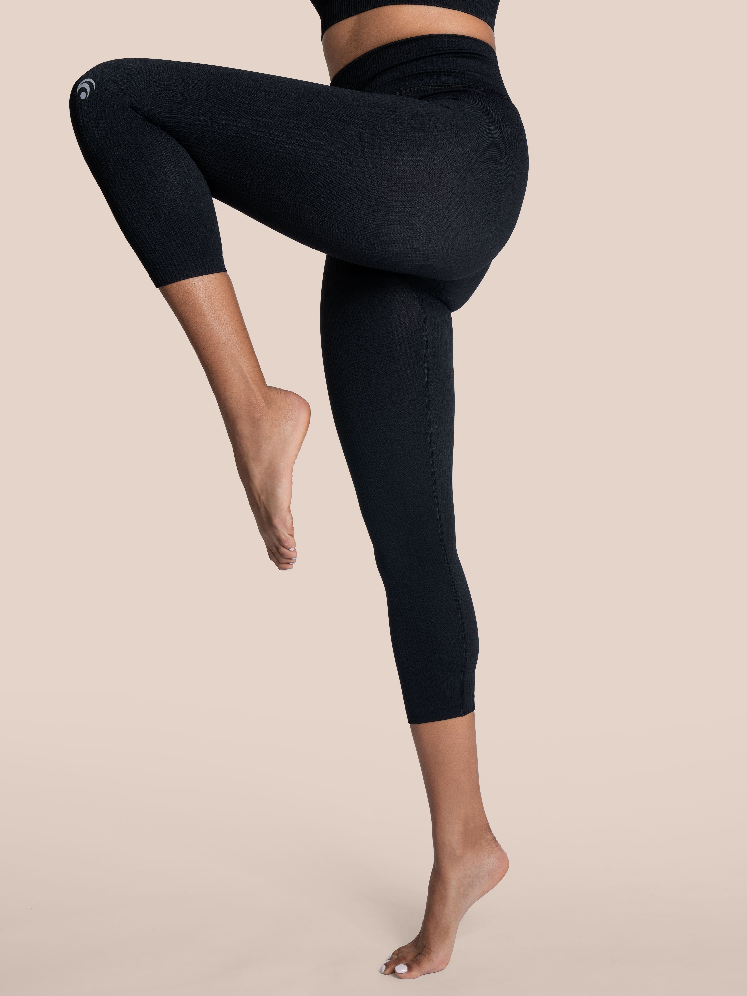 Maya Capri Set - Black