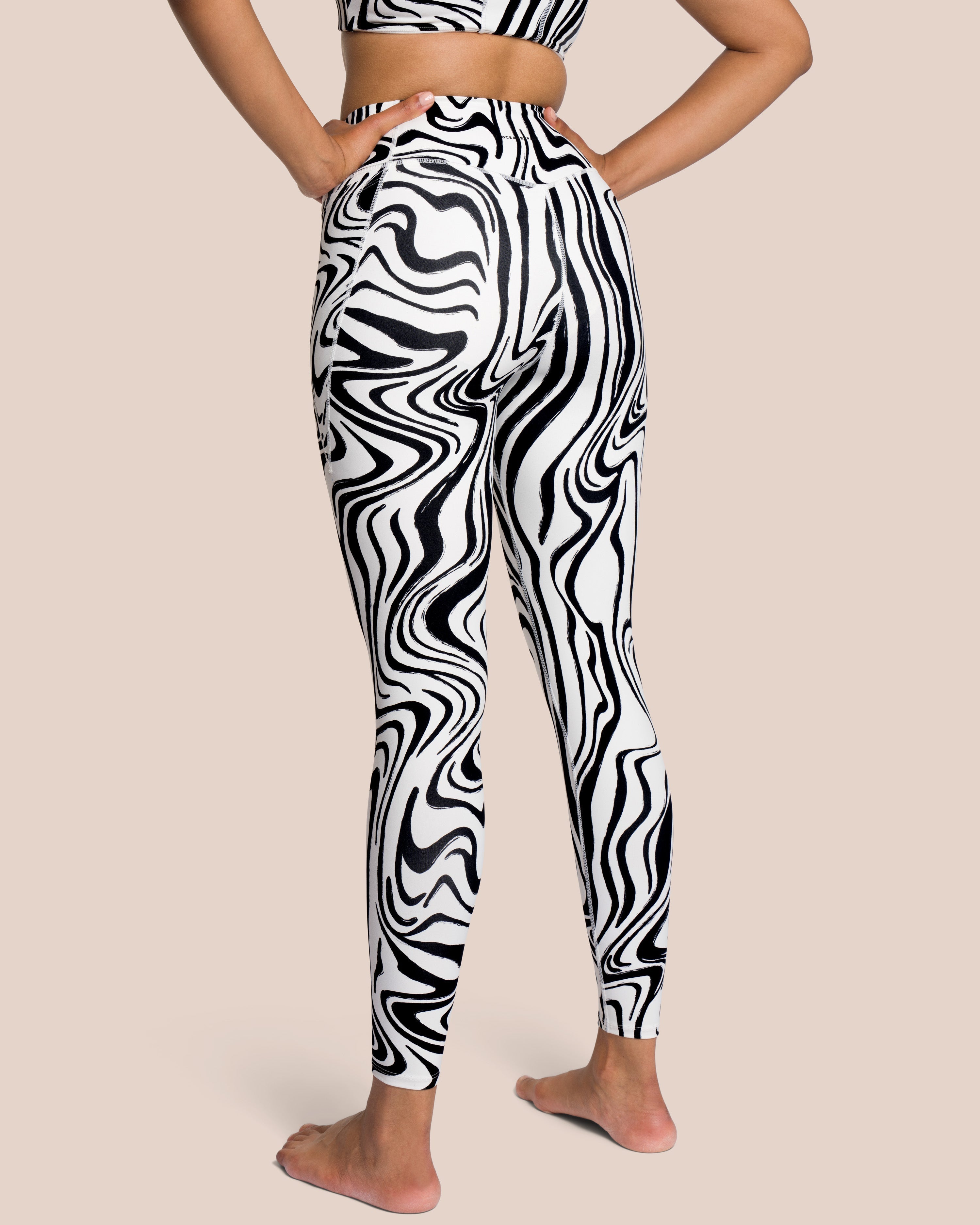 Shania Set Deluxe - Black Swirl & Black