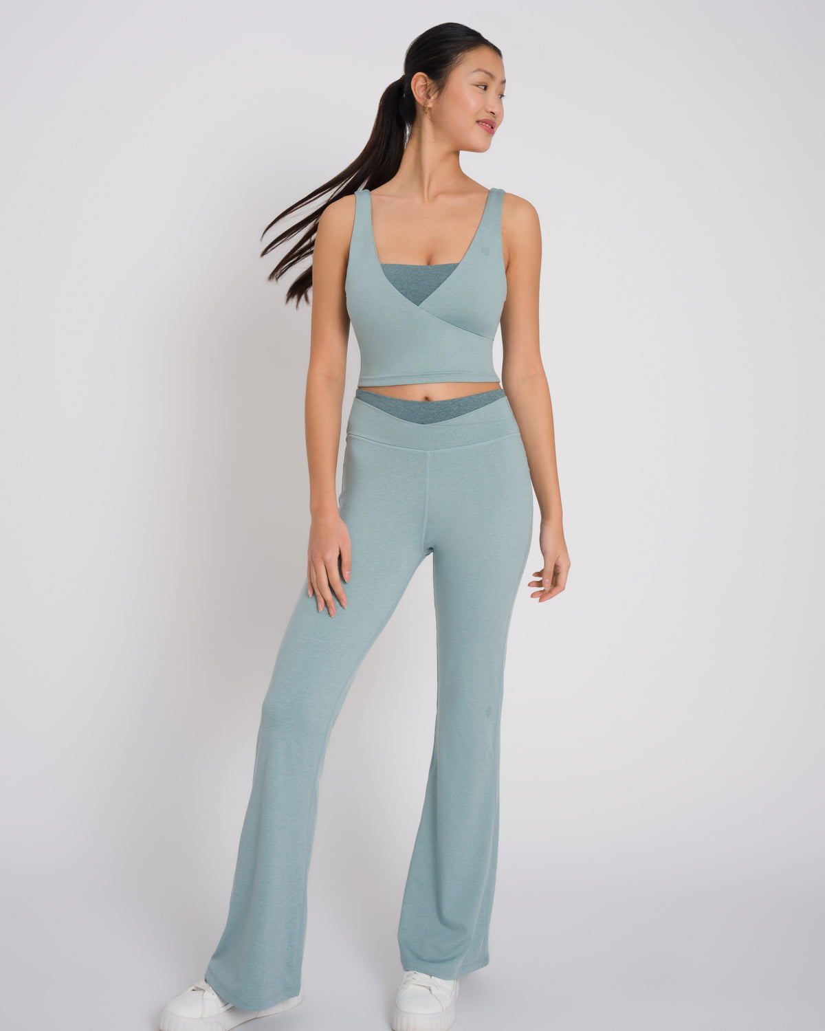 Dahlia Flared Set - Light Aloe Grey